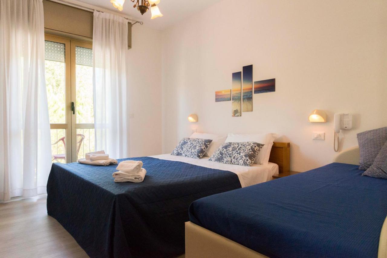 Infinity Hotel Cervia Exterior photo